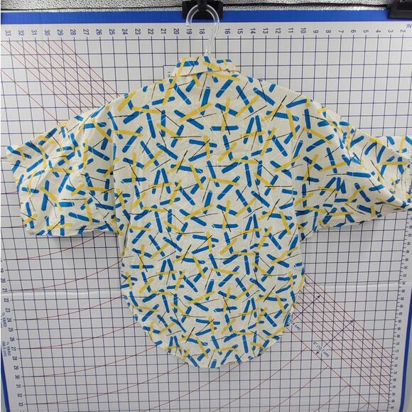 Vintage Sitting‎ Pretty Blue Confetti Shirt – Pair with High-Waist Jeans - Picture 3 of 11